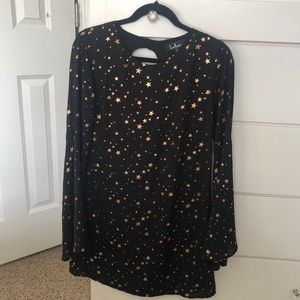 Lulu’s Bell Sleeve Star Dress